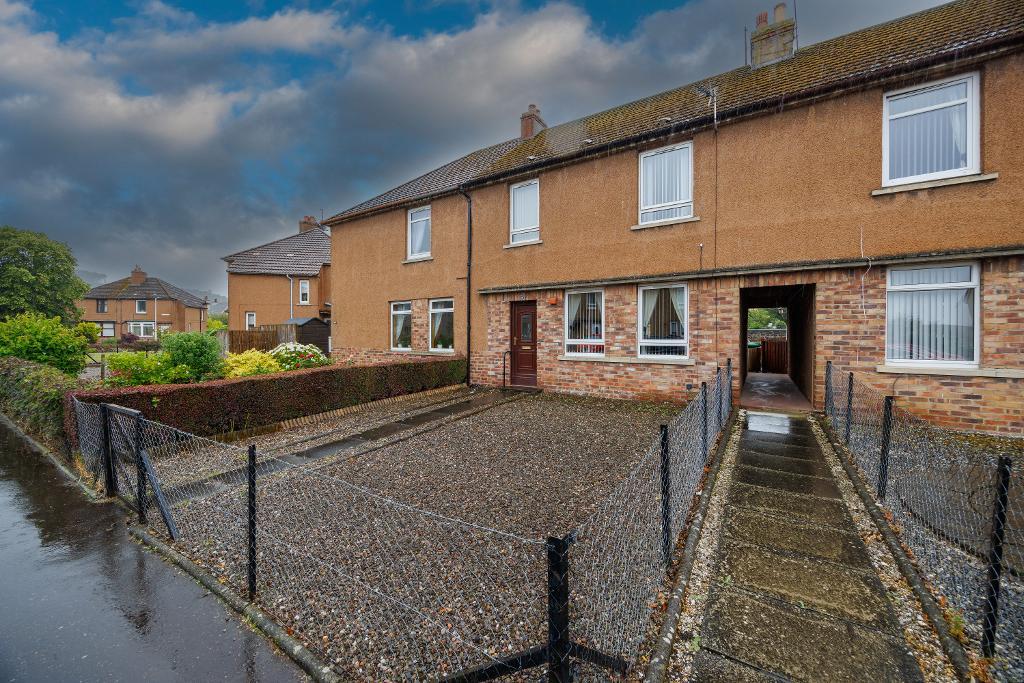 Robertson Crescent, Newburgh, Fife, KY14 6AW