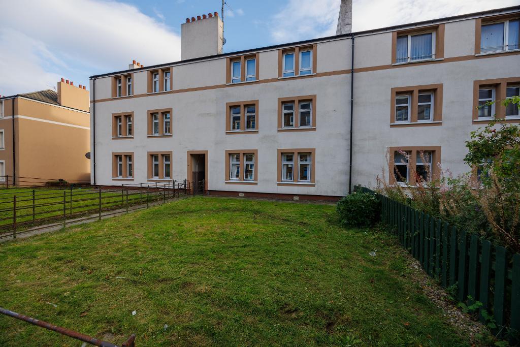 Clepington Road, Dundee, DD3 7NY